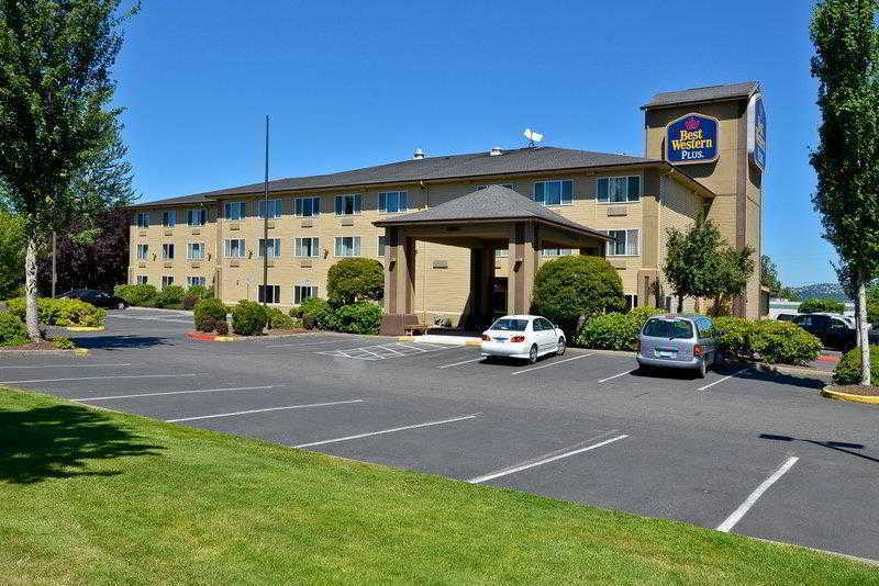 Best Western Cascade Inn & Suites Troutdale Exteriér fotografie