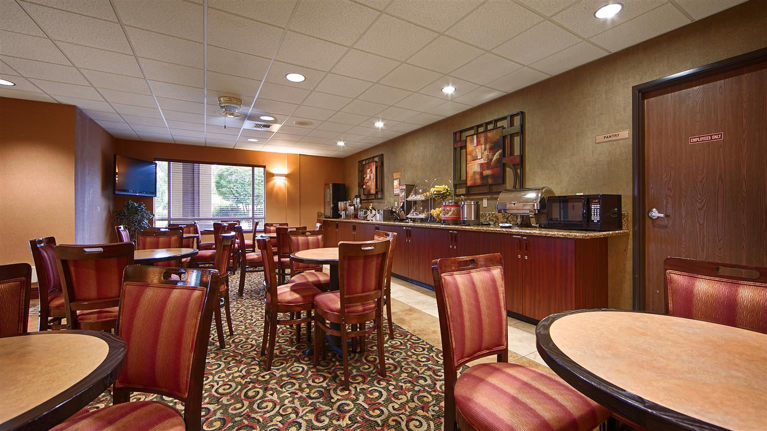 Best Western Cascade Inn & Suites Troutdale Exteriér fotografie